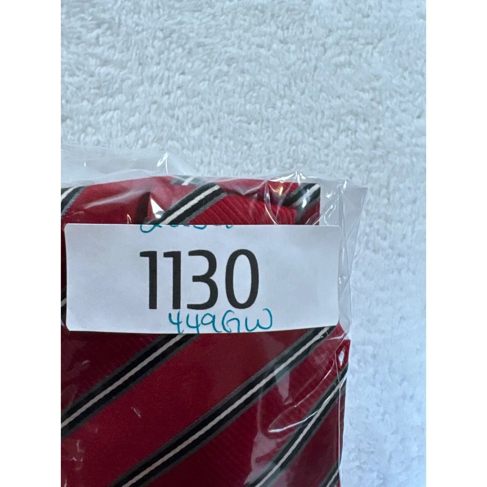 Donald J. Trump Necktie Red Striped Signature Collection Silk Tie Length‎ 59